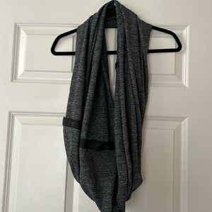 Lululemon scarf